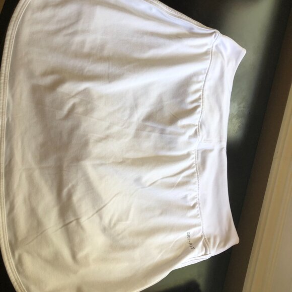 Nike tennis skort - Picture 2 of 2